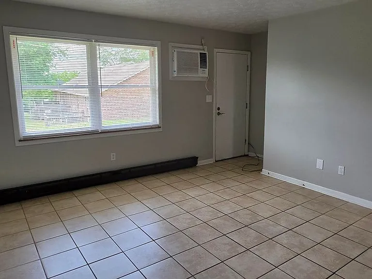 144 Orchard Rd — Photo 7