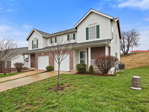3rd image of 10403 Tiffany Village Ct