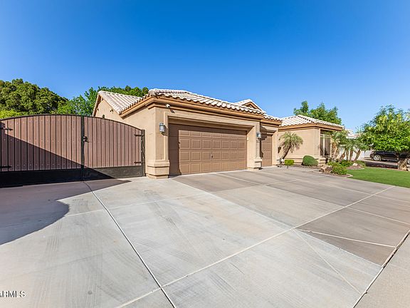 2nd image of 6838 W ROBIN Lane