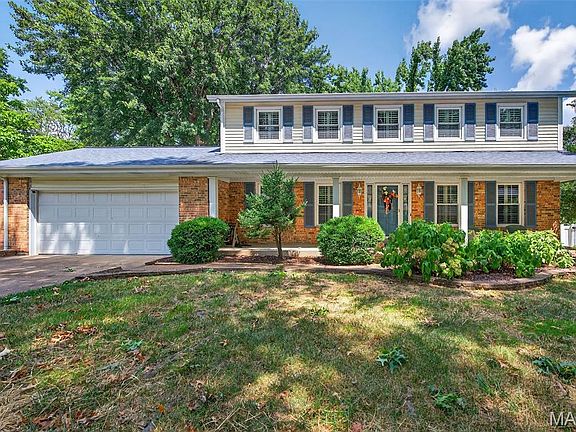 2nd image of 15789 Scenic Green Ct