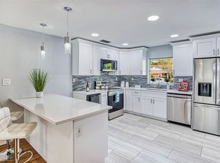 1505 Lynwood Ave, Fort Myers, FL 33901