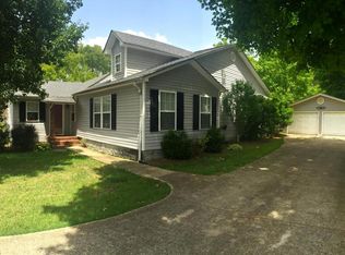 9517 Pine St, Ooltewah, TN 37363