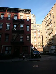 413 West 56th Street in Hell&#39;s Kitchen