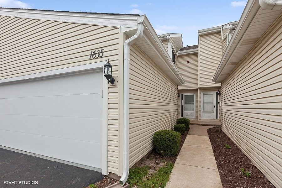 1st image of 1635 Mulligan Dr #1635