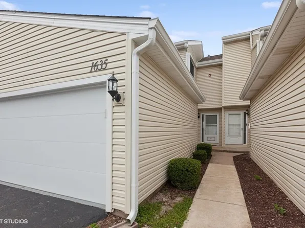 1635 Mulligan Dr #1635, Naperville, IL 60563
