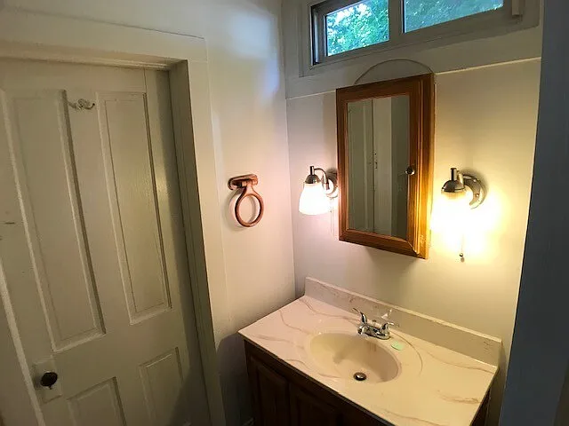 113 W Dewey St — Photo 10