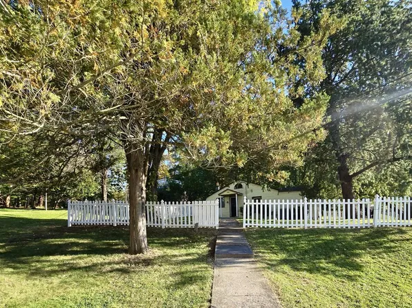 586 Lewisberry Rd, New Cumberland, PA 17070