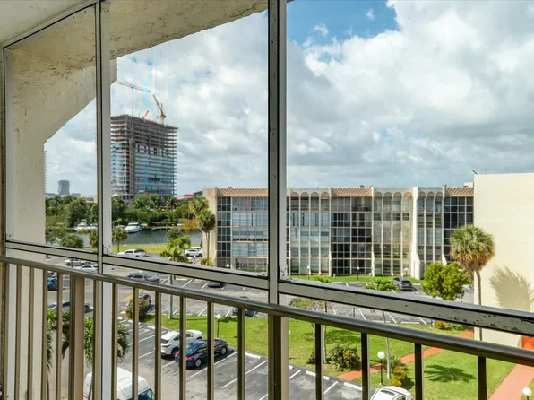 501 Three Islands Boulevard #507, Hallandale Beach, FL 33009