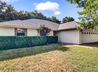 108 Creek View Ct, Weatherford, TX 76088