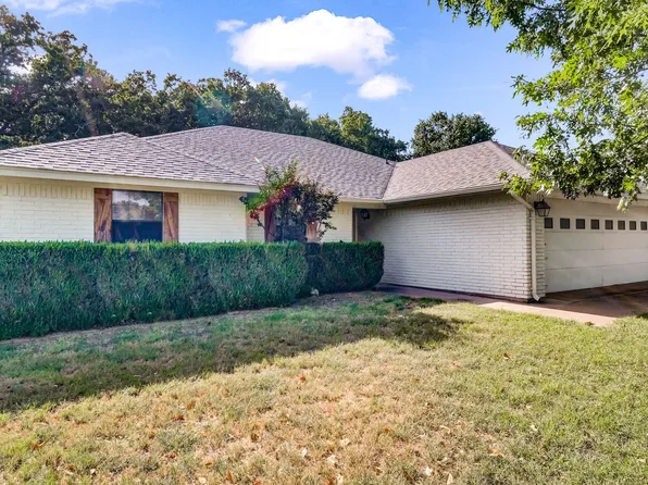 108 Creek View Ct, Weatherford, TX 76088