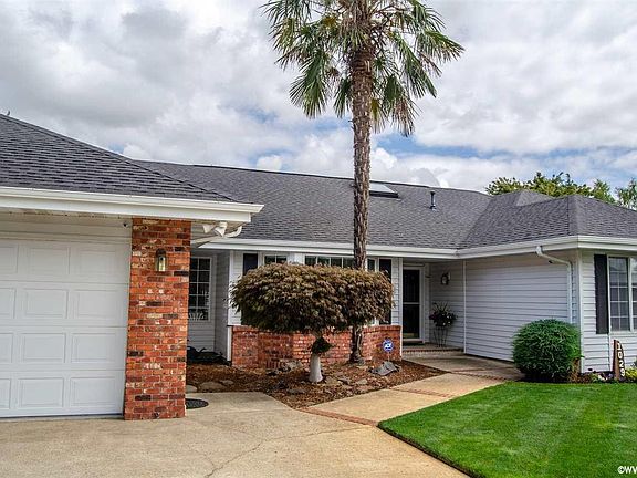 2nd image of 1029 Yorkshire Ct SE