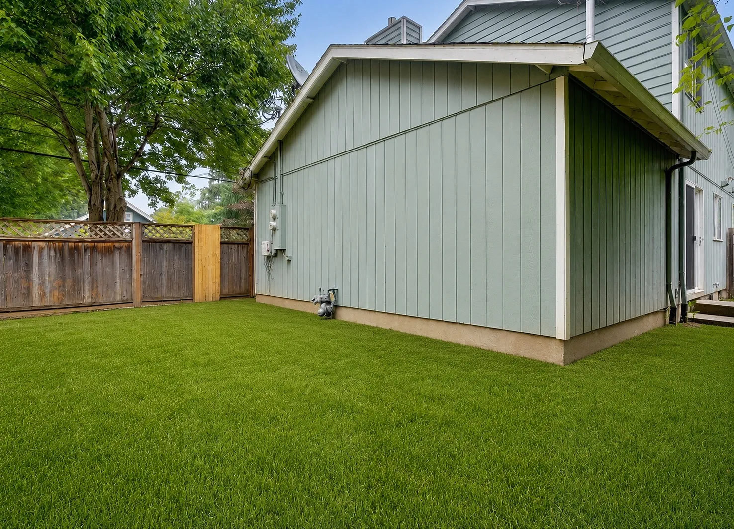 2 bed, $2,300 — Photo 3