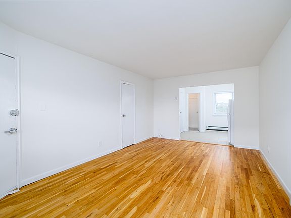 5th image of 59 Roosevelt Blvd #B3