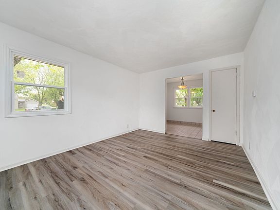 2nd image of 1336 Carbaugh Ave