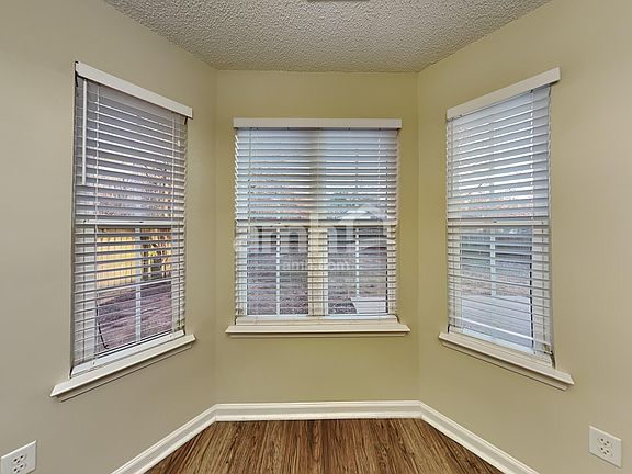 4th image of 472 Camella Cir