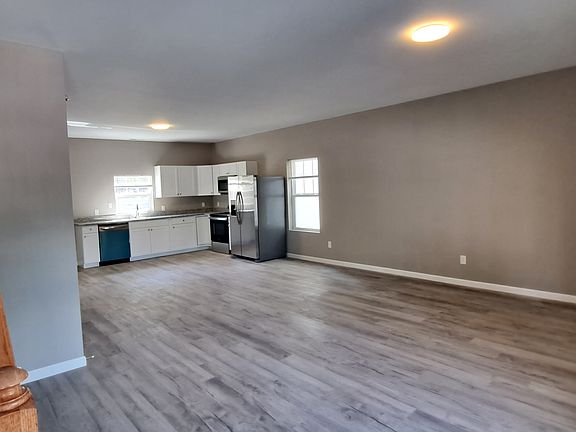 4th image of 9121 Cedarpark Ln #3