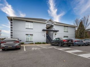 1716 Sherwood St #2B, Greensboro, NC 27403