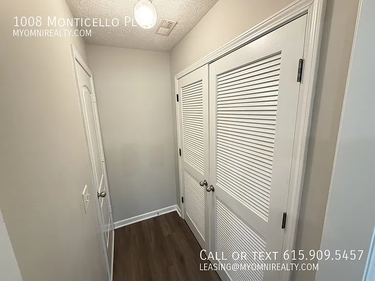 1008 Monticello Pl — Photo 14