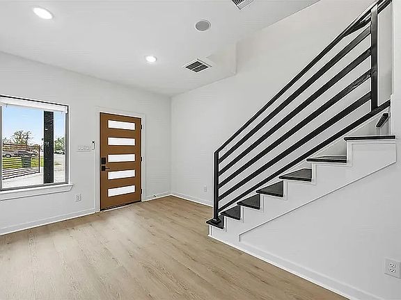 3rd image of 4916 Tronewood St #B