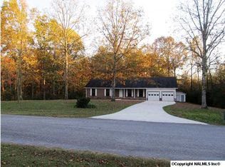 1549 Grace Ave NW, Arab, AL 35016