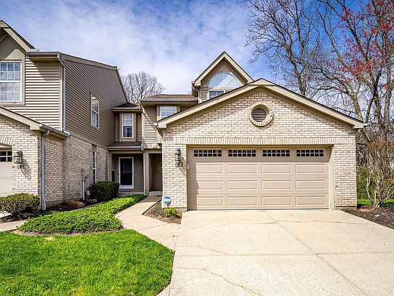 2nd image of 9741 Troon Ct