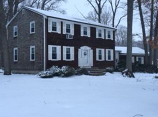 26 Sagamore Rd, Seekonk, MA 02771