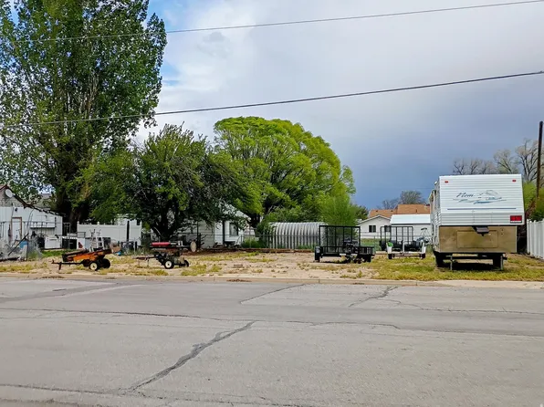 160 N 100 E, Wellington, UT 84542