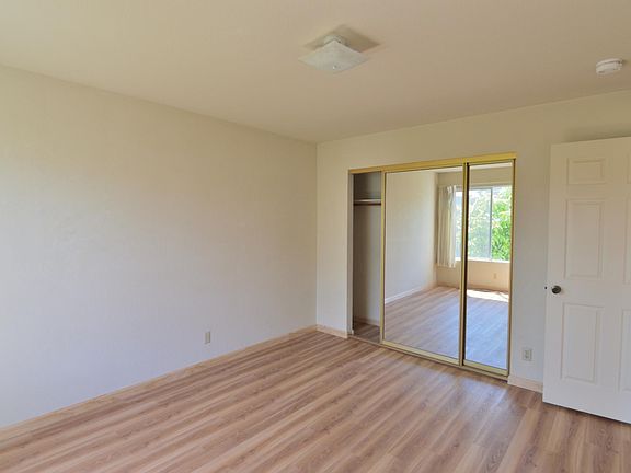 4th image of 338 11th Ave
