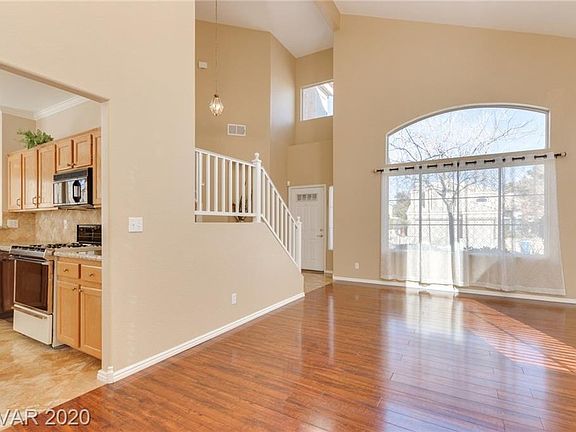 5th image of 9617 Port Orange Ln