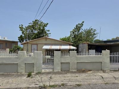 3Q Juan P Vargas, Ponce, PR, 00728