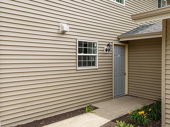 2nd image of 4412 Pepper Dr APT 3