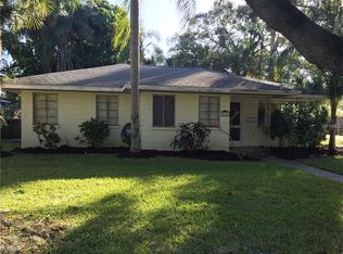 2725 9th Ave W, Bradenton, FL 34205