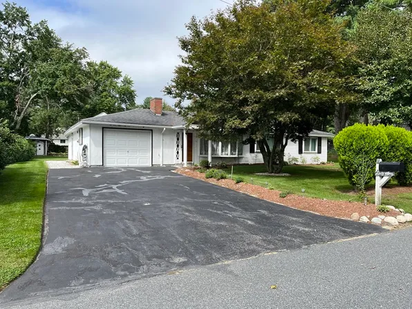 65 Bradford Jay Rd, Holliston, MA 01746