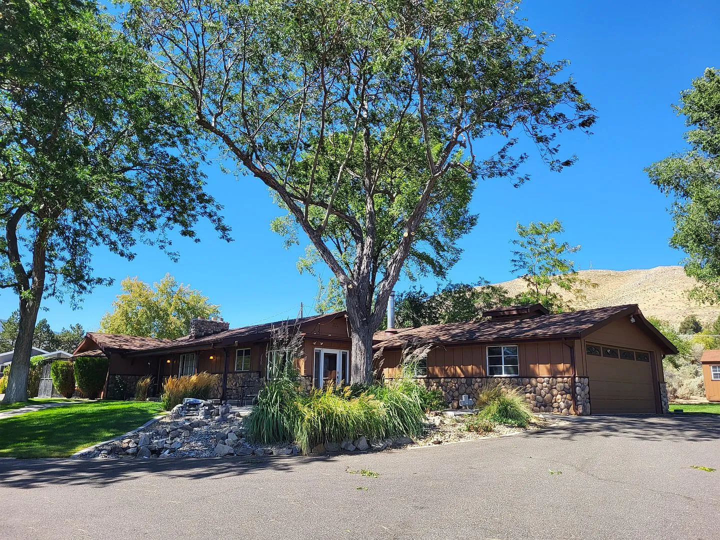 528 Ruby Ln photo 1