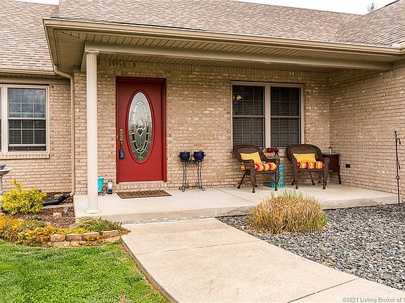 3rd image of 2020 Cedar Creek Dr