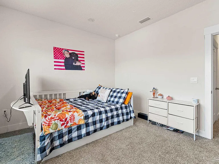 6060 Rutherford Loop — Photo 14