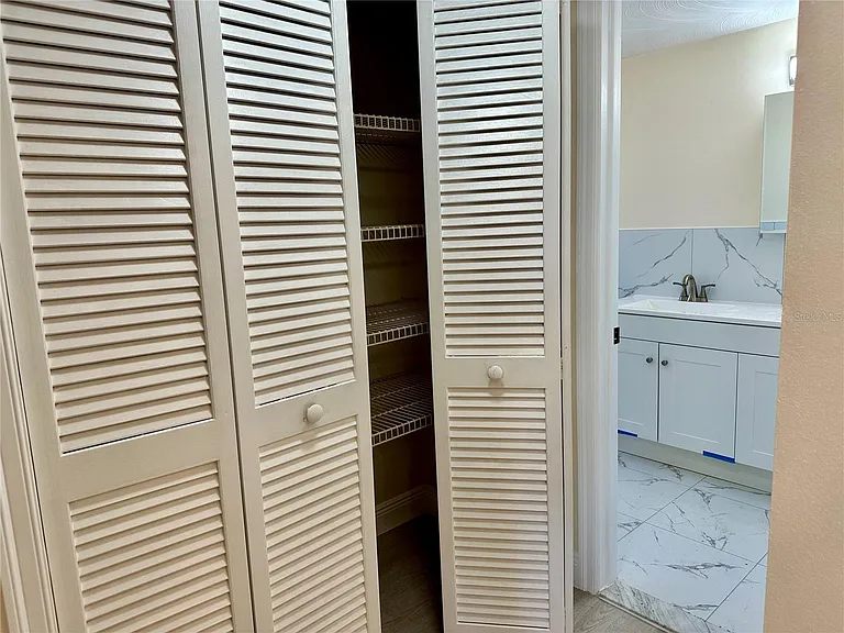 4420 Sawgrass Blvd — Photo 23