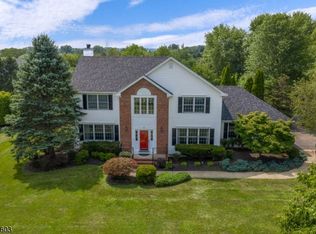 6 John Reading Rd, Flemington, NJ 08822