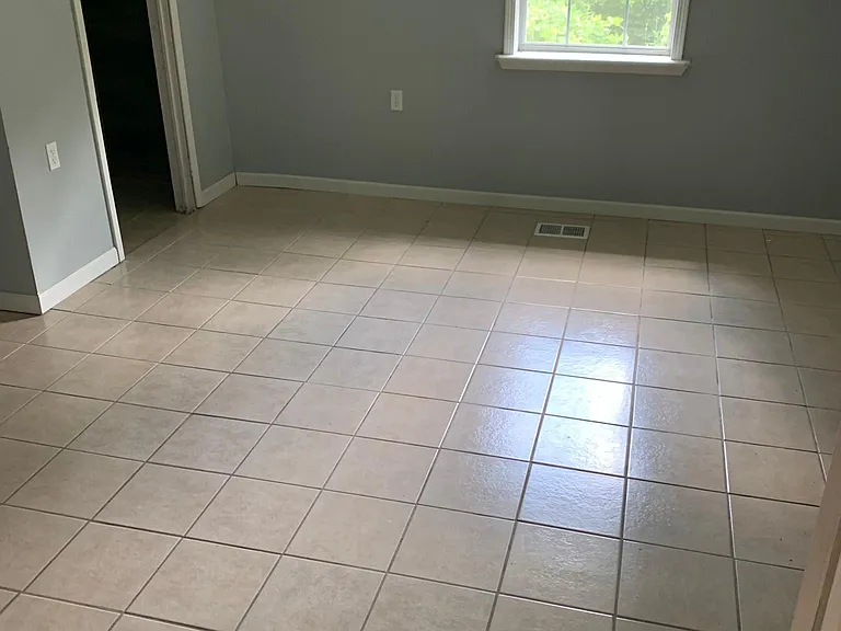 120 Alex Seal Ln — Photo 9