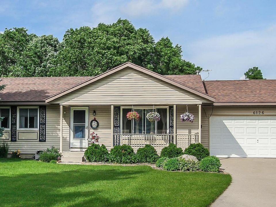 1st image of 6126 Meadows Ct NE
