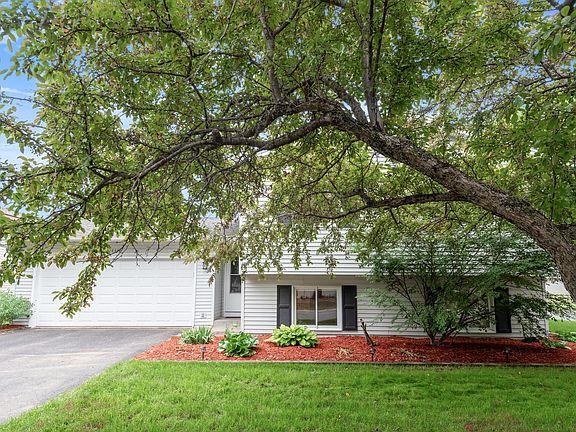 5th image of 18374 Echo Dr