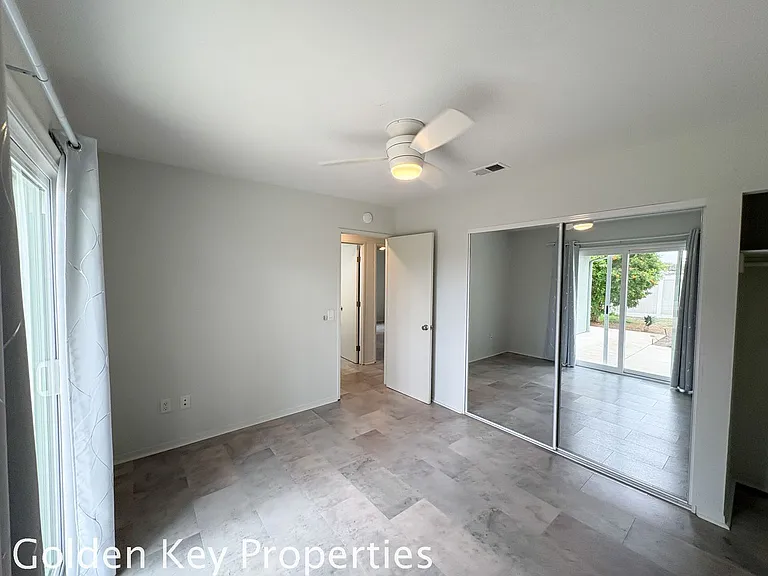 5510 Los Robles Dr — Photo 17