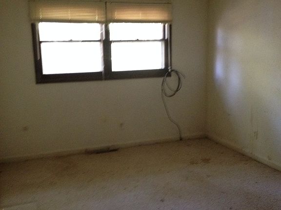 3rd image of 3420 Gold Finch Dr