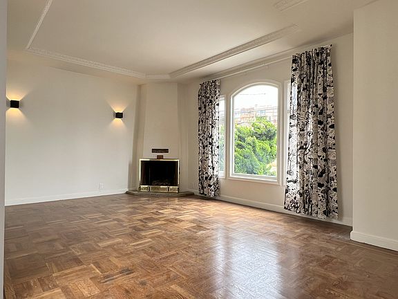 3rd image of 2191 30th Ave #1