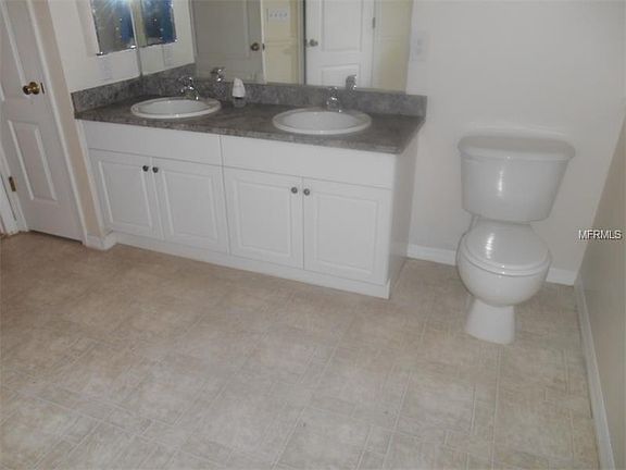5th image of 1104 NW 22nd Ave