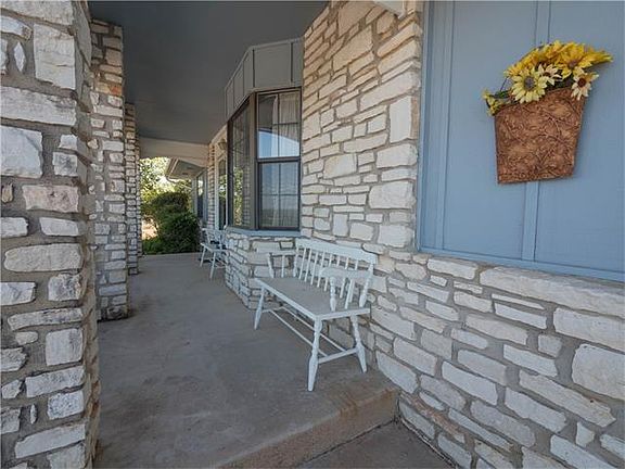 2nd image of 115 County Road 139b