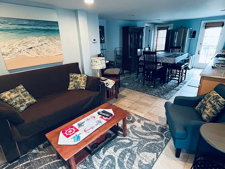 12 Webb Ave #2-U — Photo 4