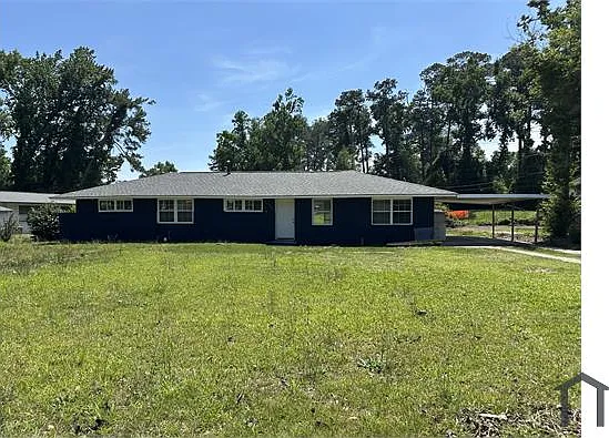 4 bed, 1500 sqft, $1,585 — Photo 2