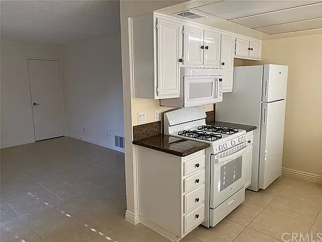 1251 S Meadow Ln #147 — Photo 8