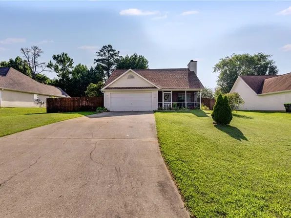 1786 Live Oak Ln, Hampton, GA 30228